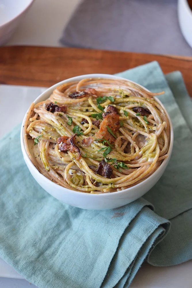 The well fitted straightforward comfort food recipe for dinner. Creamy Pesto Pasta via Bekob.com