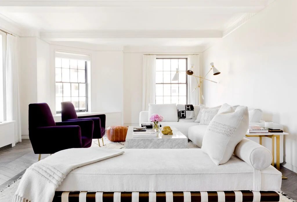 striking neutral living room with black accents (designed by Tamara Magel via @Bekob)