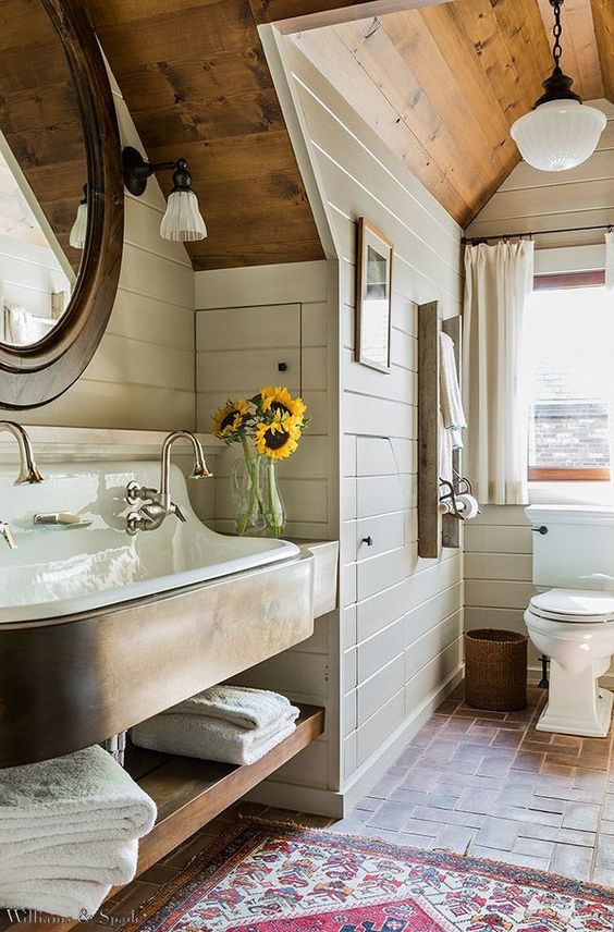 Classic Farmhouse Bathroom Inspiration
