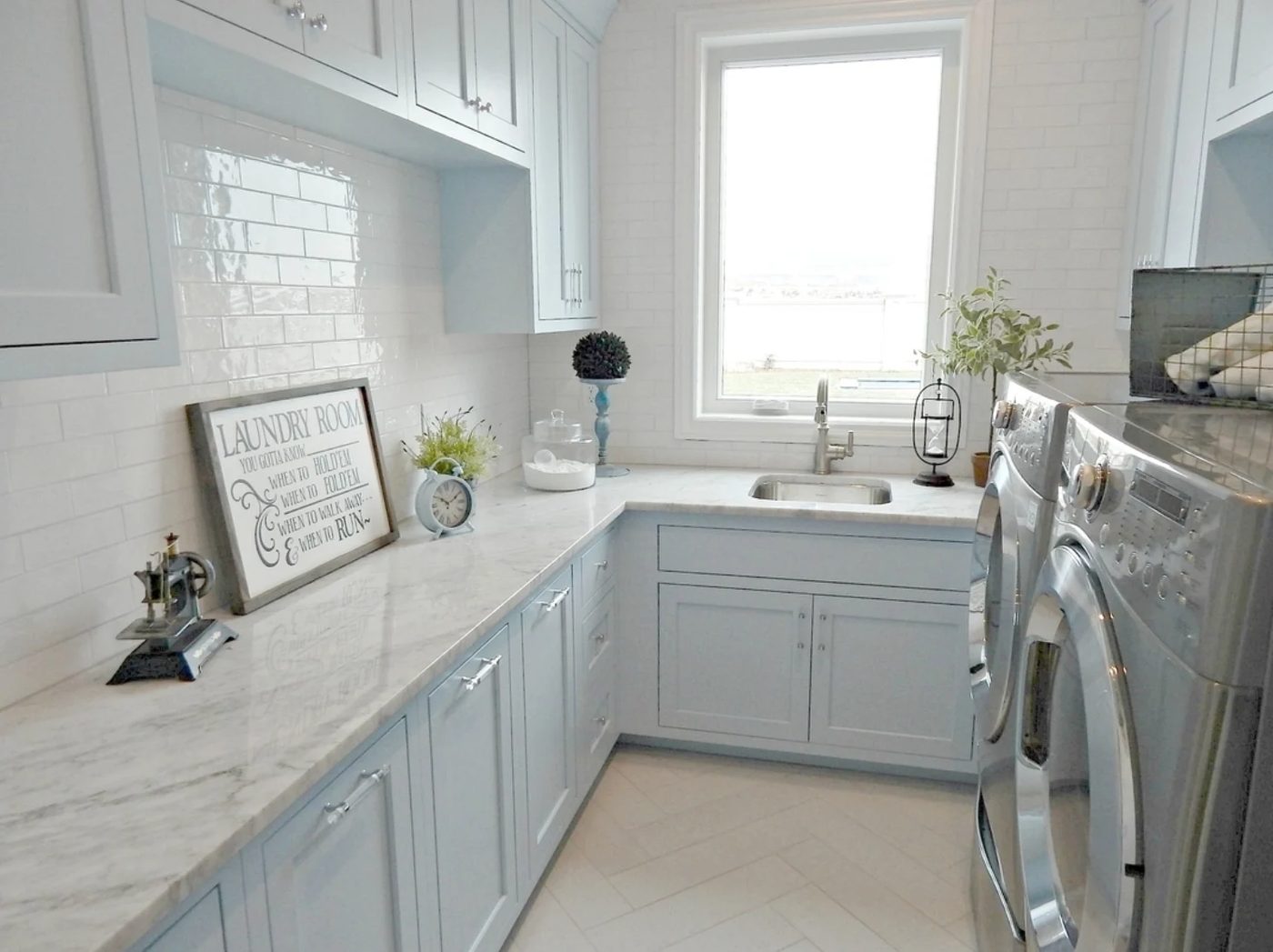 Creating a Lovely Laundry Room + Modern Farmhouse Laundry Room Inspiration