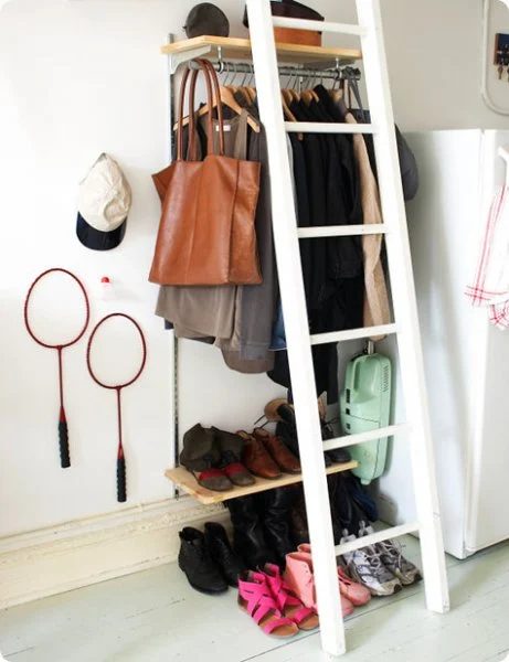 Wall track system closet