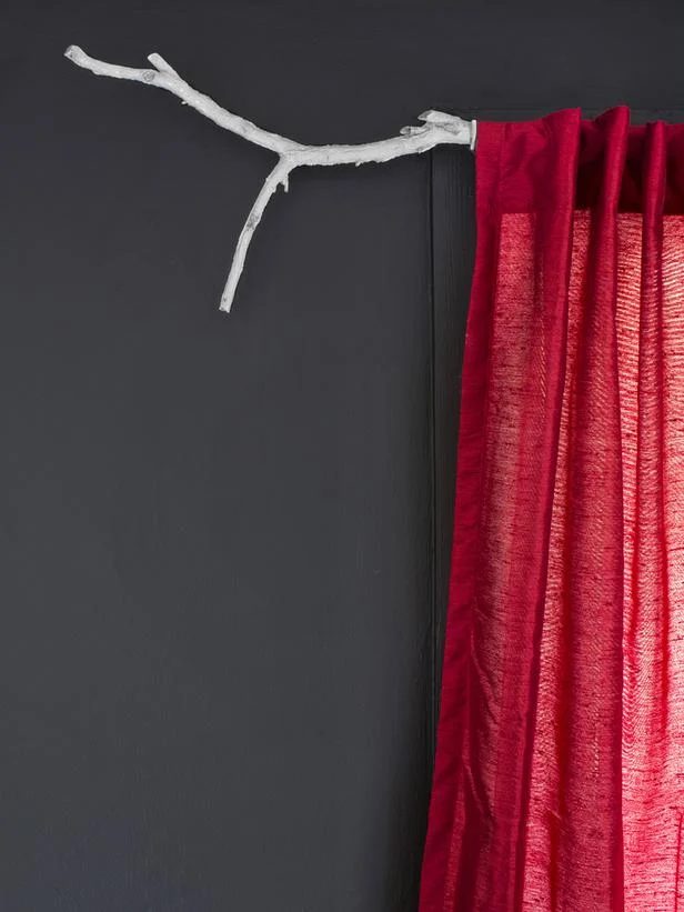 branch curtain rod HGTV via Bekob
