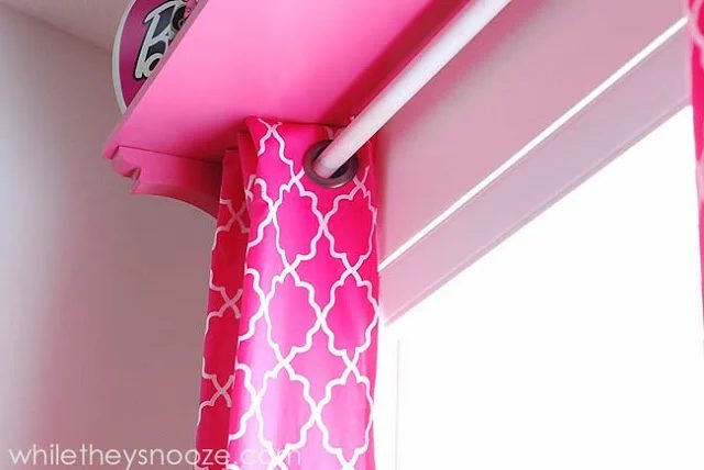 While They Snooze handmade curtain shelf via Bekob
