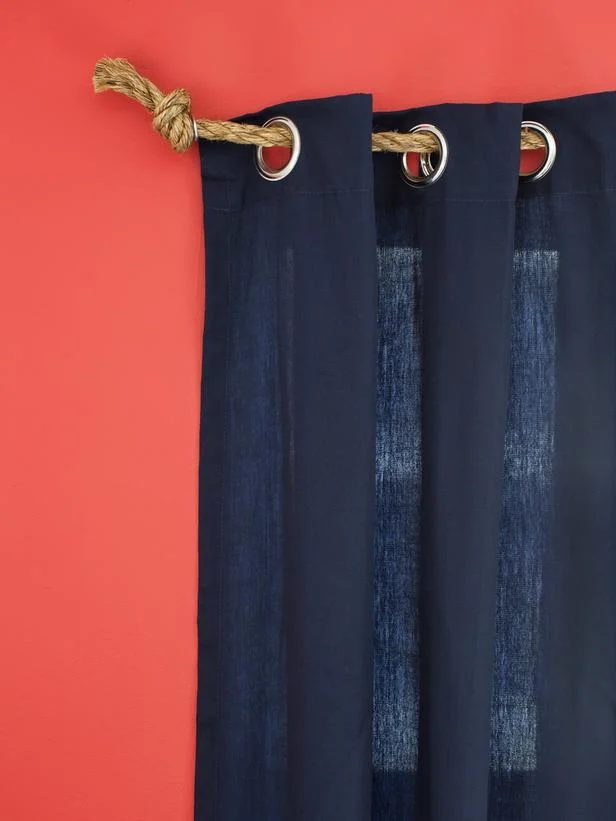 HGTV rope curtain rod via Bekob