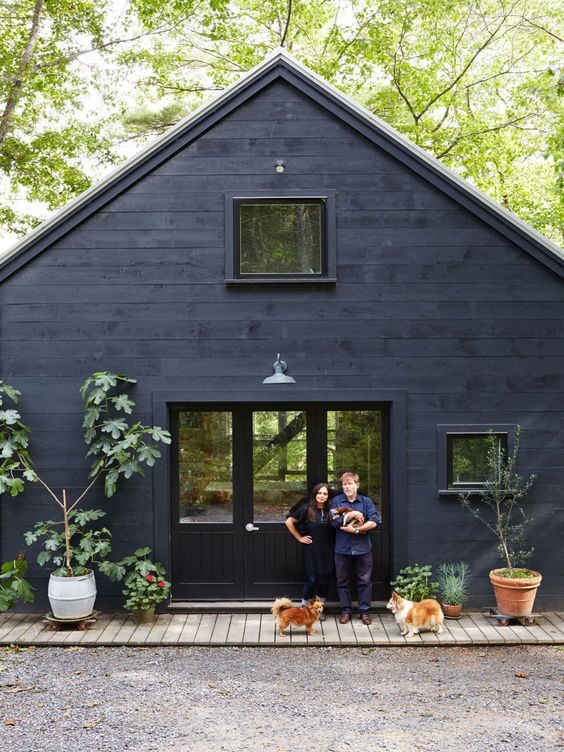 Curb Appeal for a Dark Home Exterior Color Scheme and Decorating
