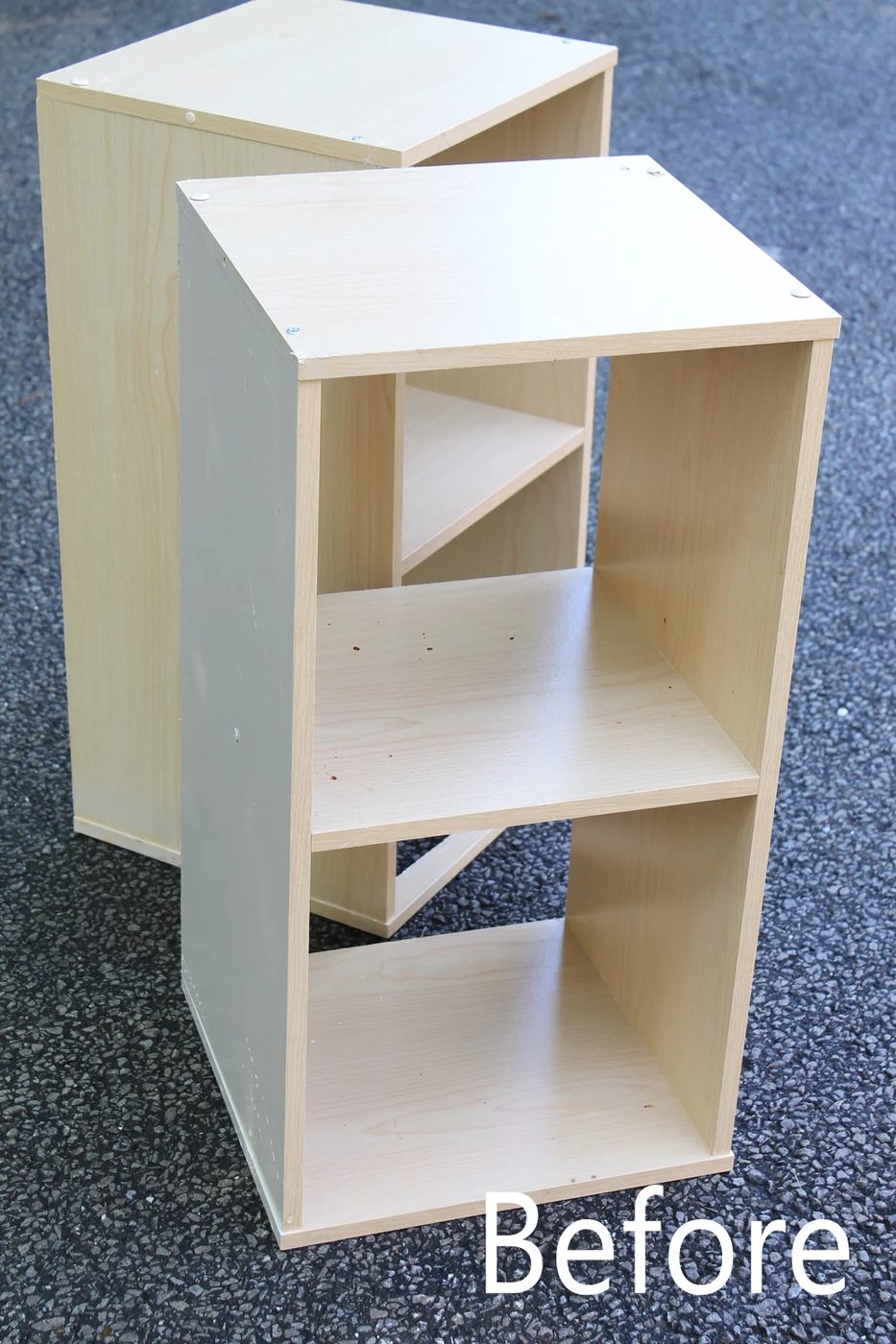 These cube shelves became the CUTEST kids play kitchen! straightforward, too!