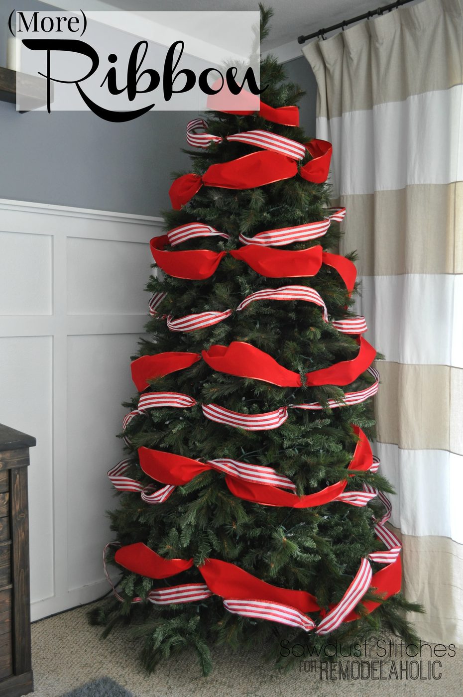 How to Decorate a Christmas Tree (like a professional) @Bekob #sawdust2stitches