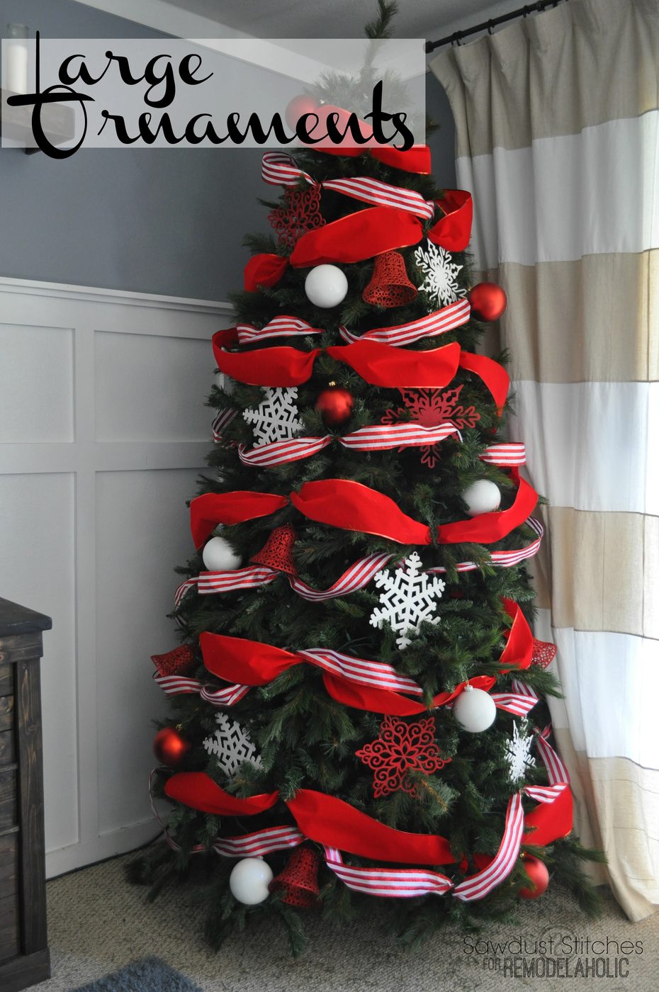How to Decorate a Christmas Tree (like a professional) @Bekob #sawdust2stitches