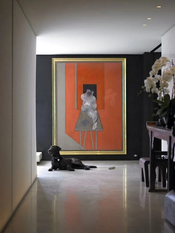 A minimalist home doesn't mean a boring home. Use these tips to decorate walls in your home while keeping things minimalist and direct. How to Decorate Walls as a Minimalist ~ Tips