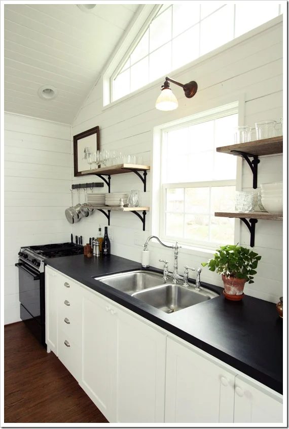 painted black faux soapstone kitchen countertops (Assortment Blog)