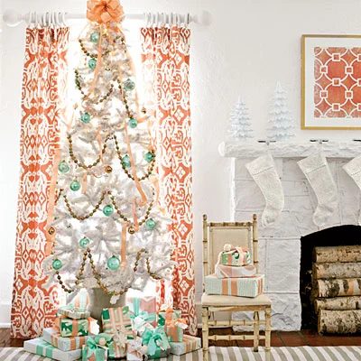 mint and peach christmas tree - Southern Living via @Bekob