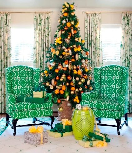 citrus yellow and orange christmas tree - Tobi Fairley via @Bekob