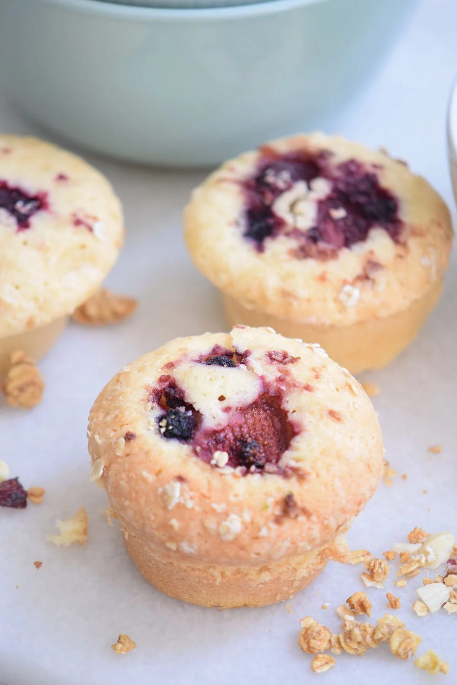 well fitted for breakfast, brunch, or a snack. Delicious Buttermilk Berry Muffins Recipe via Bekob.com