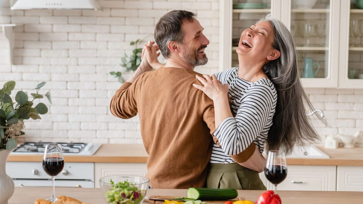 Compact Cuisine: 13 options for a Trendy Tiny Kitchen!