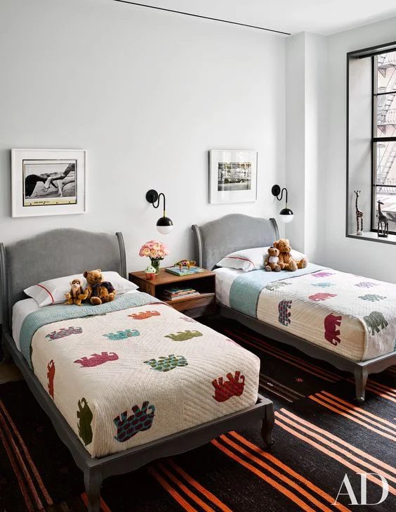 Shared Kids Space Inspiration -- a direct space, with a punchy colored comforter!