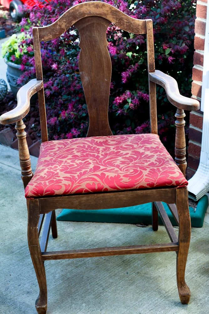desk and chair facelift (2)