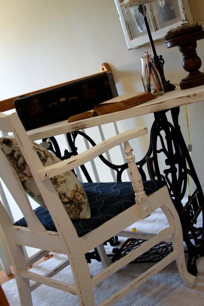 desk and chair facelift (14)