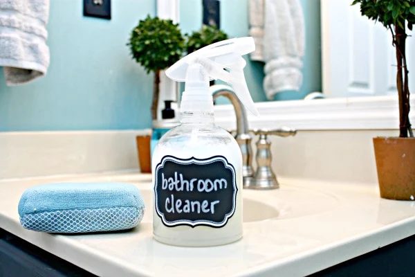 Handmade All Natural Bathroom Cleaner