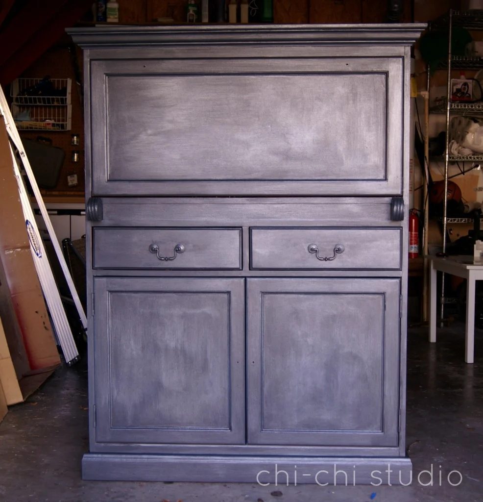 ChiChi studio hutch finished in garage