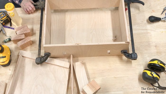 handmade car organizer assembly