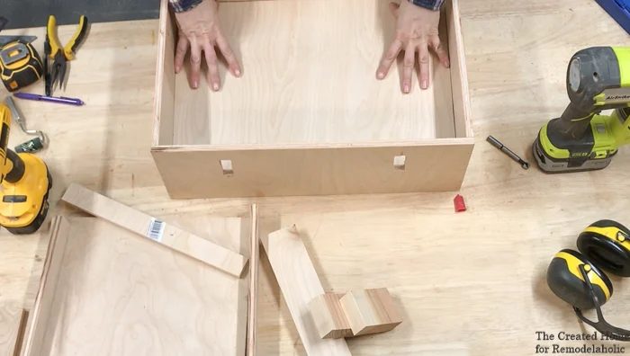 handmade car organizer assembly
