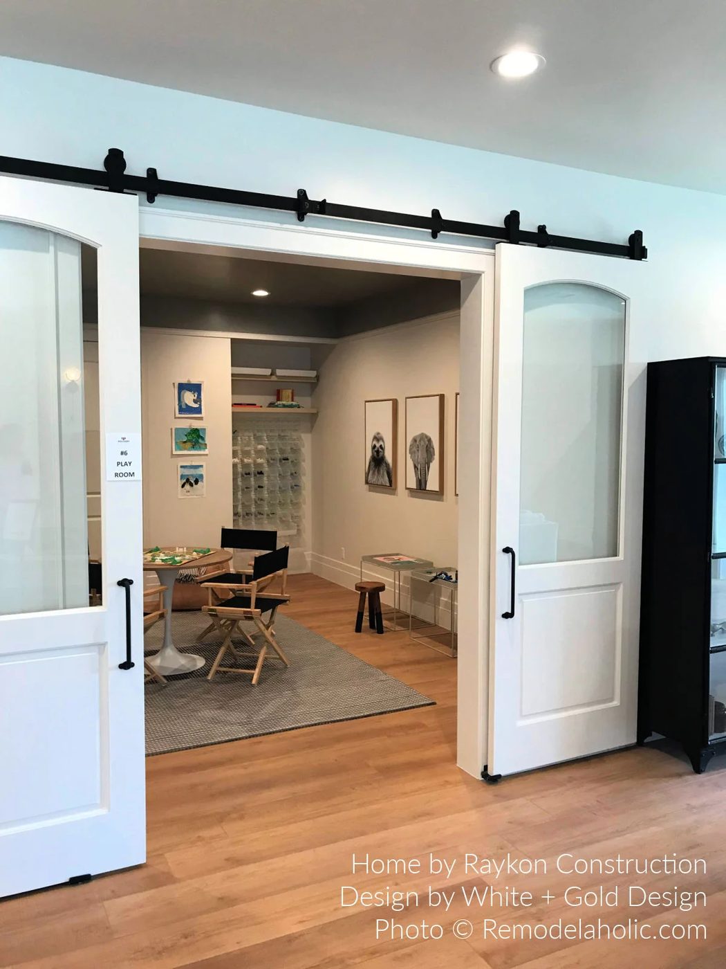 Diy Barn Door Design options Double Barn Door With Curved Glass Panel For Playroom UV18 H31 Bekob