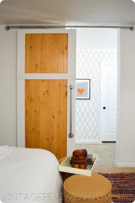 build a direct two-tone sliding barn door - Vintage Revivals