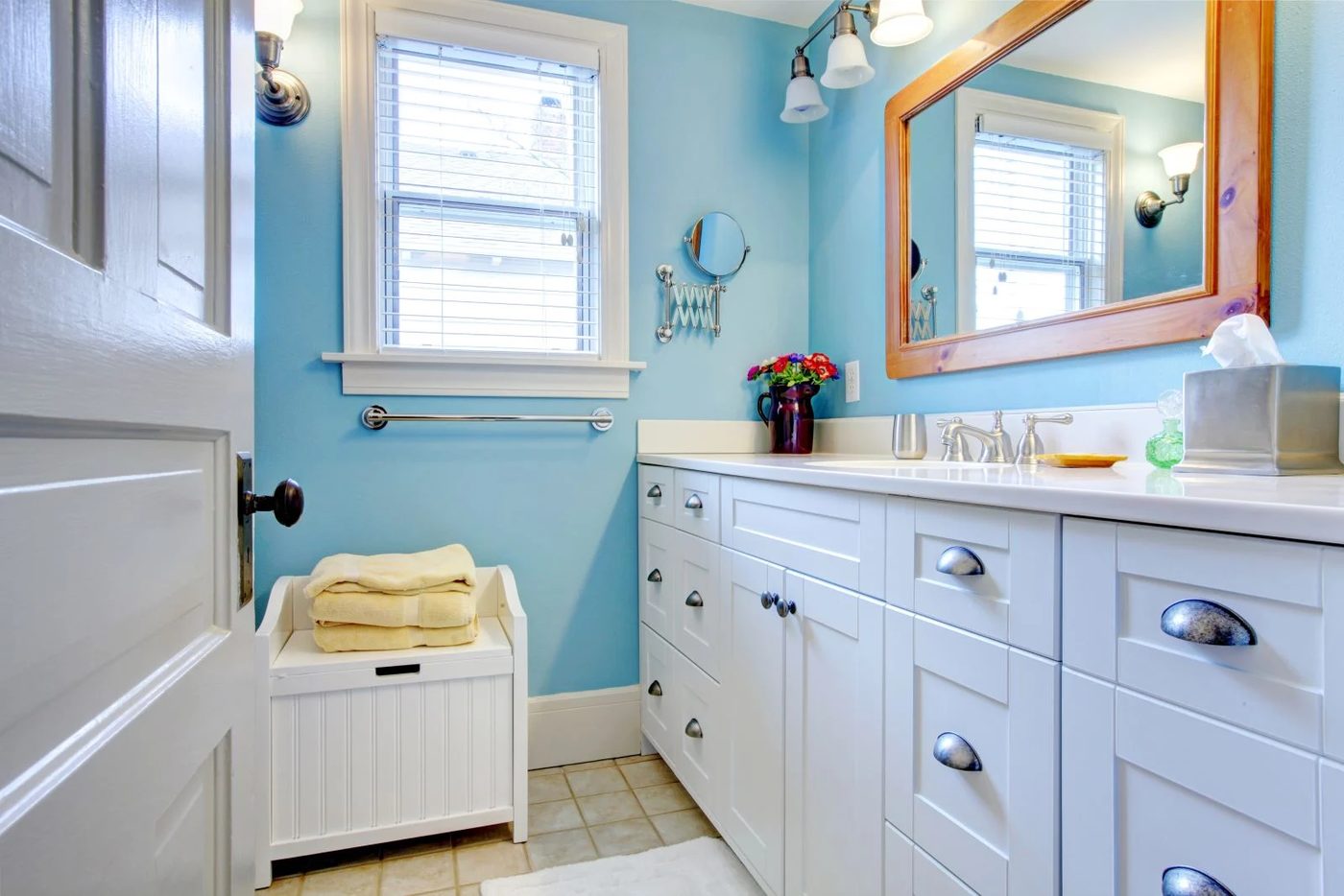 Bathroom Cabinet Hardware