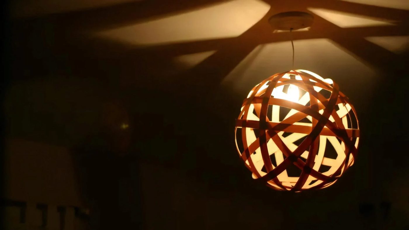 15 Wood Veneer Light At Night 122503