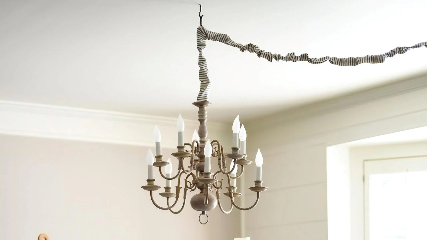 11 The Weathered Fox Chandelier Makeover 17 122613