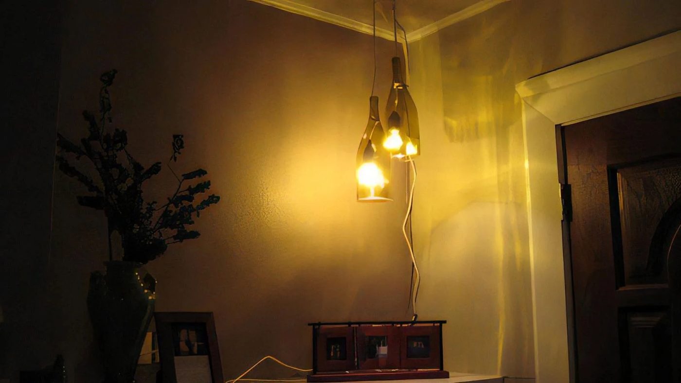 14 Galss Bottle Pendant Lights IMG 1663 122329