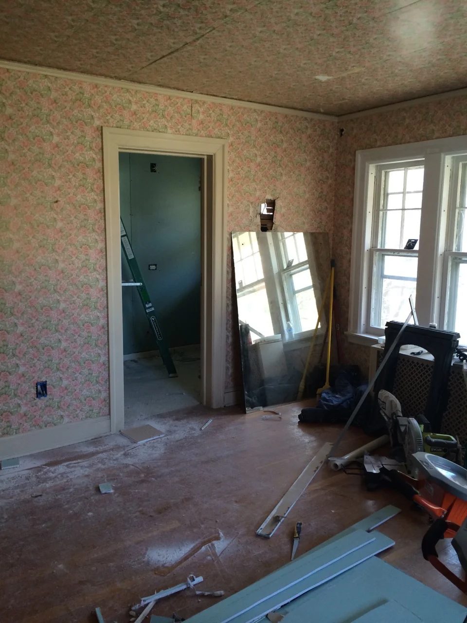 boys bathroom before remodel and chevron wood herringbone barn door - via @Bekob