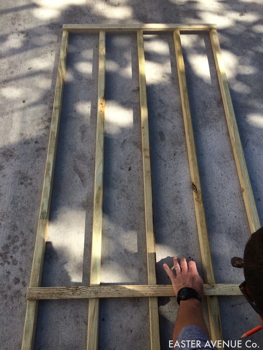 how to build a chevron lattice for garden plants, step 7 - Easter Avenue Co on @Bekob
