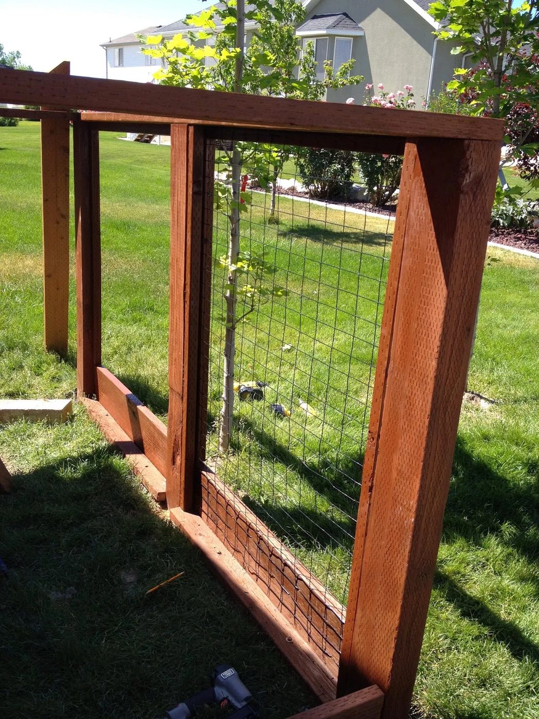 Building a Chicken Run with Storage Shed by Chalkboardblue featured on Bekob