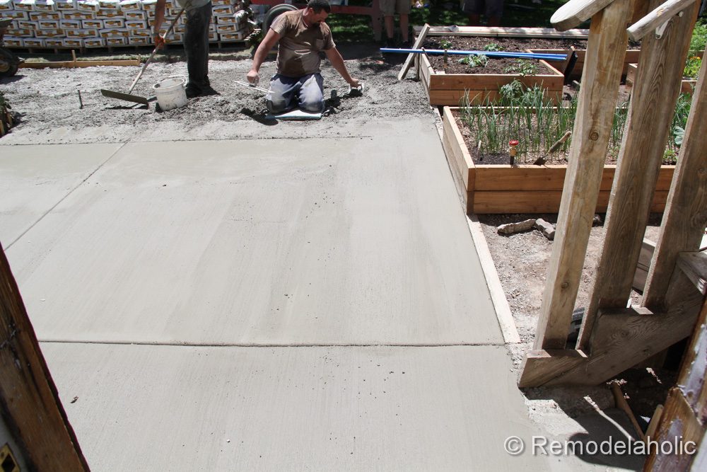 Handmade concrete patio part two-14-2