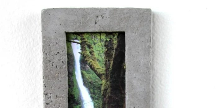 Handmade: Concrete Picture Frame