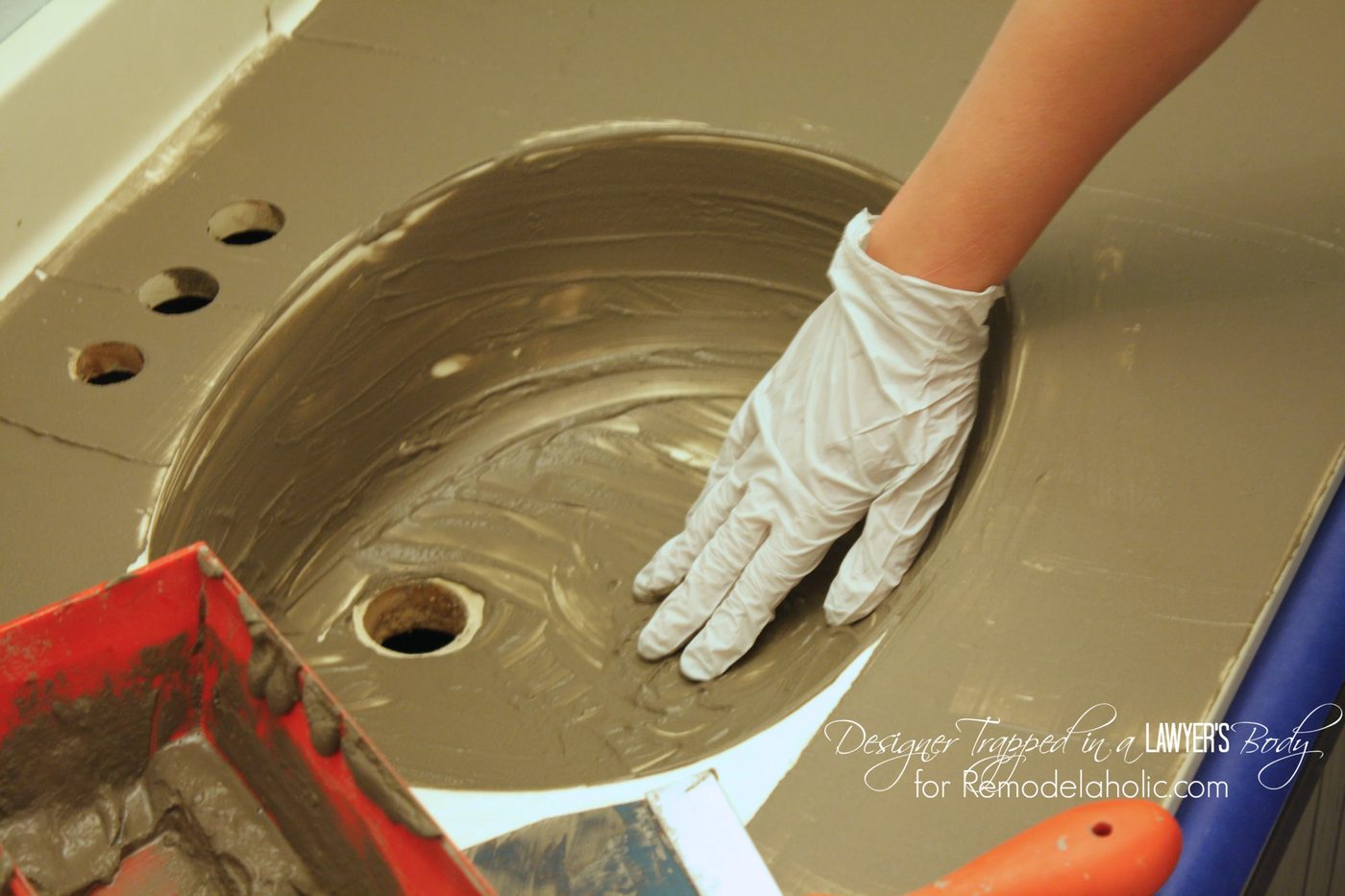 MUST PIN! Learn how to transform a cultured marble counter top and sink with concrete on Bekob.com!