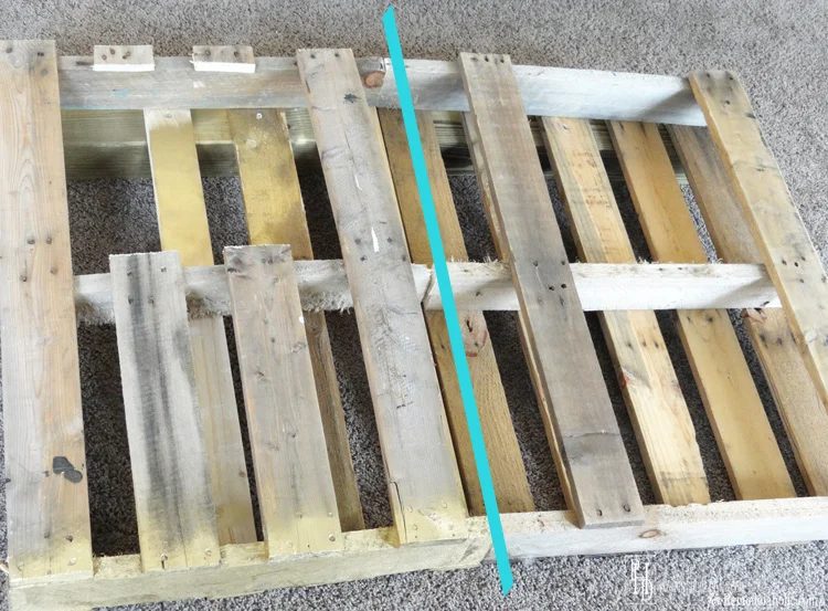Build two tailgate size cornhole boards from one pallet, Provident Home Design on Bekob