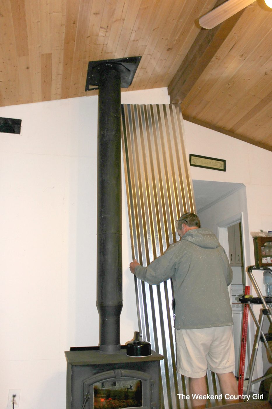 how to install a corrugated tin wall - The Weekend Country Girl featured on @Bekob