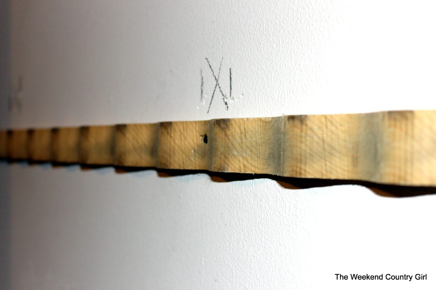 how to install a corrugated tin wall treatment - The Weekend Country Girl featured on @Bekob