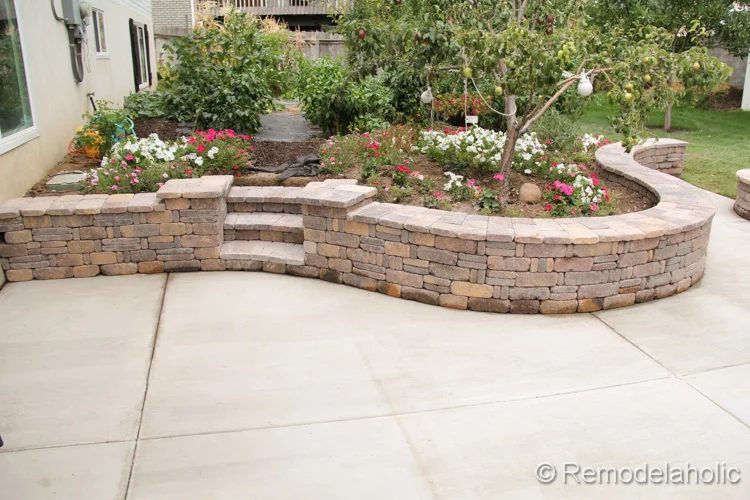 Build a Retaining Wall with a Top Cap and Steps