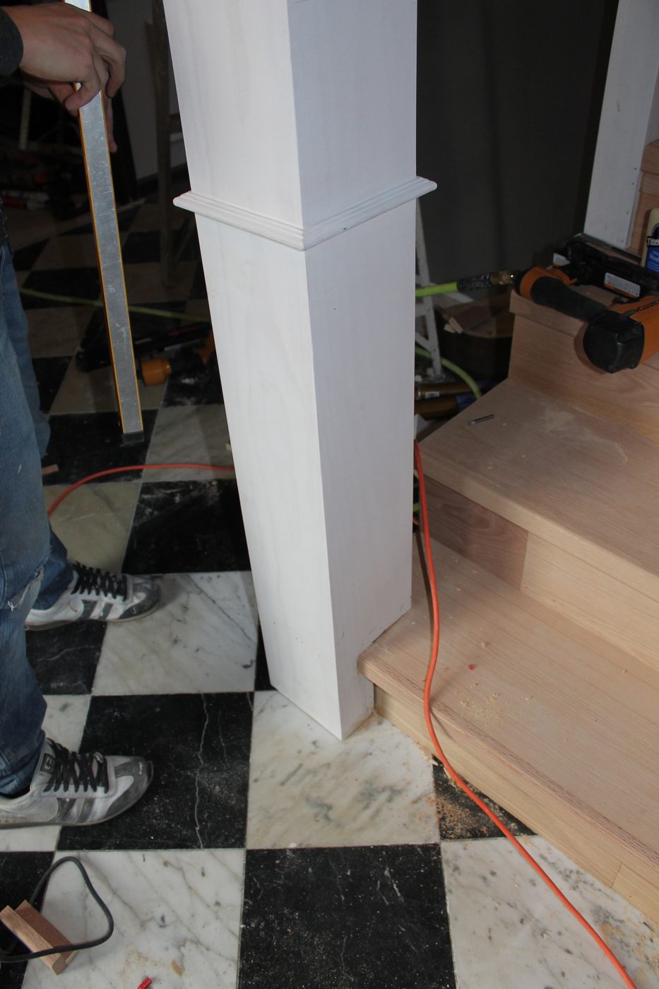 new stair railing newel post - Construction2Style via @Bekob