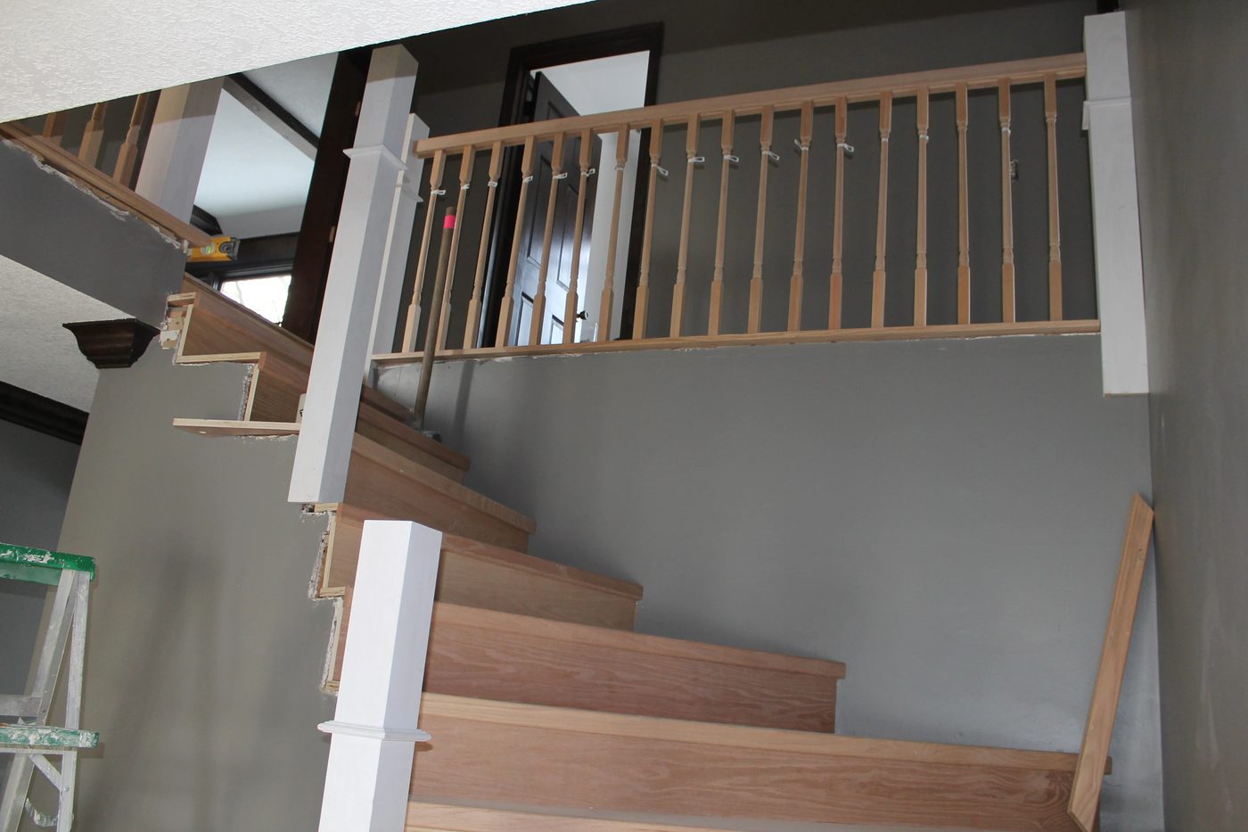replacing stair handrail with wood posts - Construction2Style via @Bekob