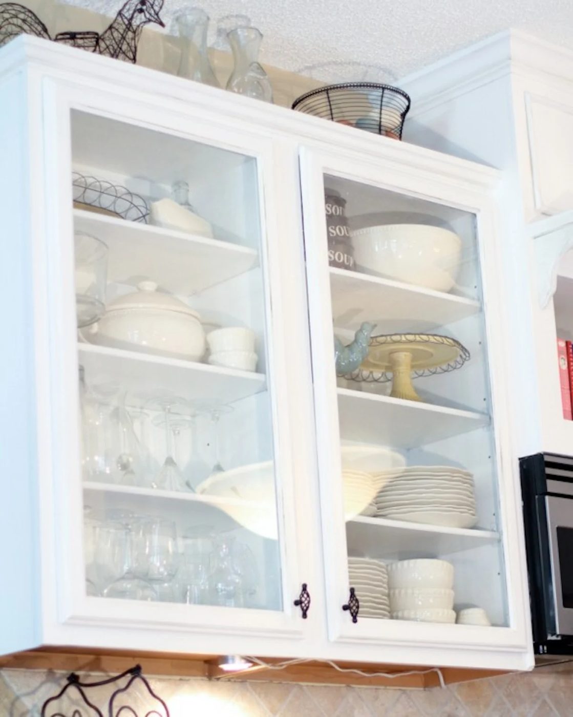 Glass Front Cabinets Scissors And Spatulas Featured On Bekob 600x751