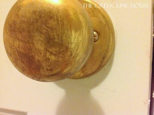 how to age brass doorknobs - The Creek Line House on Bekob