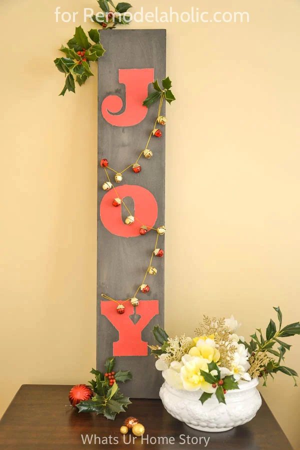 Painted Holiday JOY Sign + how to get a driftwood finish (even on MDF!) | What's Ur Home Story on @Bekob #christmas #joy #holidaydecor