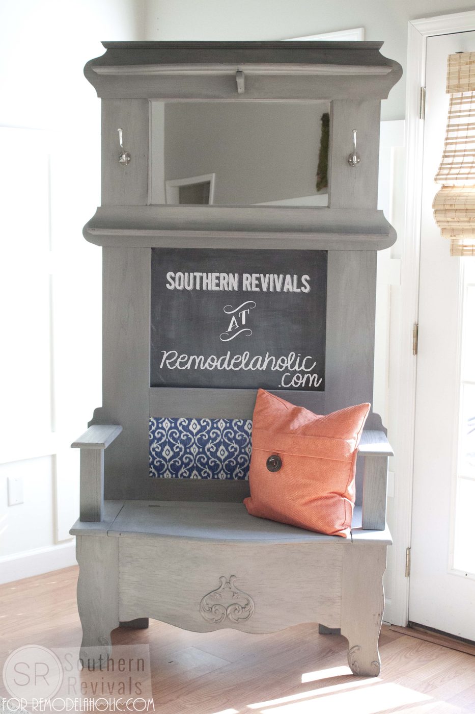 Southern Revivals | Vintage Halltree Makeover on Bekob