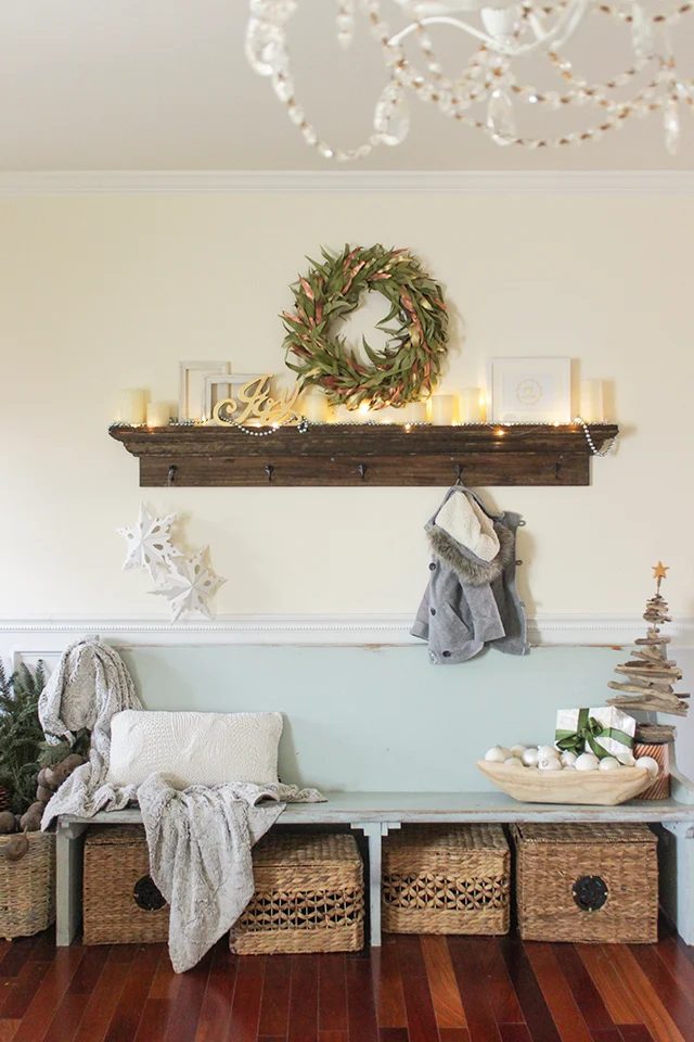 Christmas Coat Rack Shelf51
