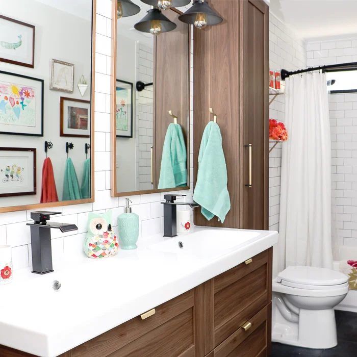 Bathroom Reveal 1