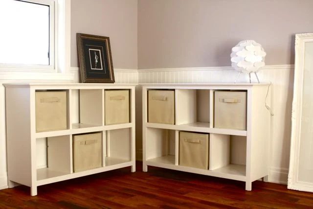 Land of Nod knock-off bookcase, The Friendly Home and Ana White via Bekob.com